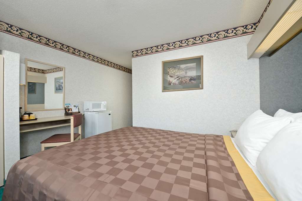 Microtel Inn & Suites By Wyndham Sunbury - Columbus North Room photo
